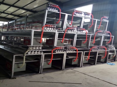 塑料擠出機(jī)車間